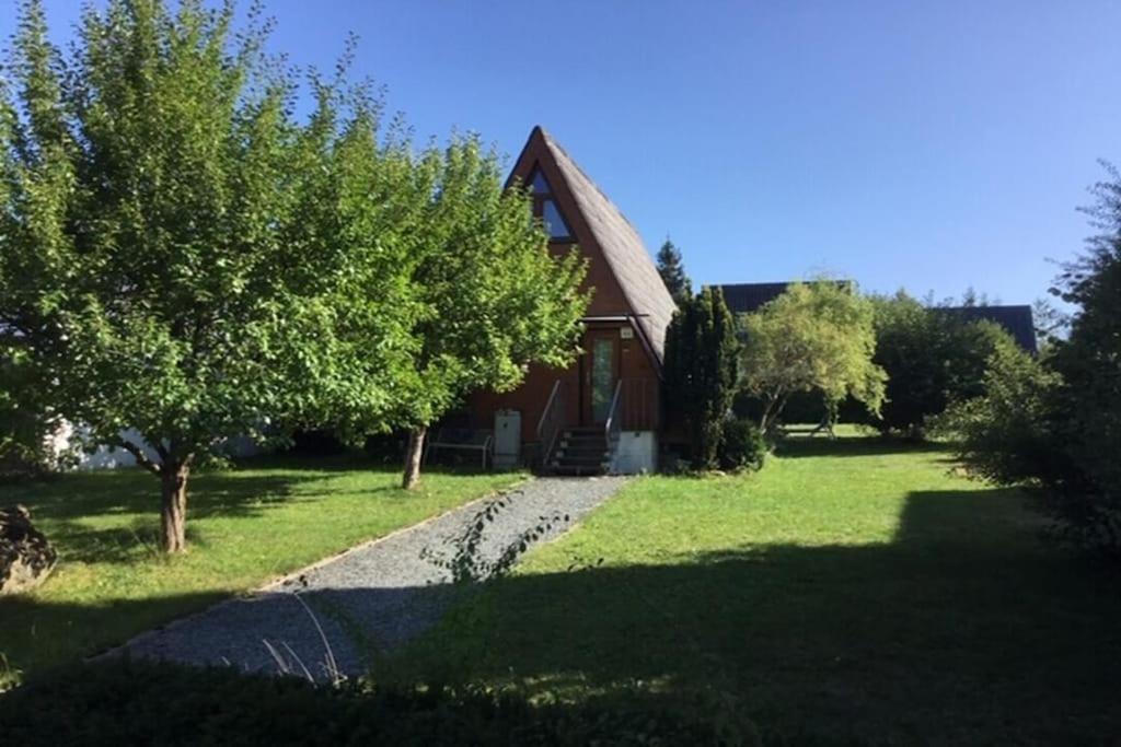 Gemuetliches Ferienhaus Mit Sonniger Terrasse Frankenwald Naehe Badesee Smart-Tv Lichtenberg  Buitenkant foto